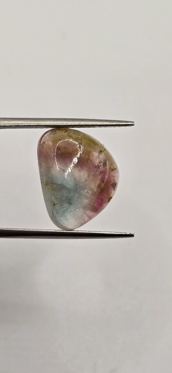 16.65x12.17x4.53mm Brazilian tourmaline cabochon