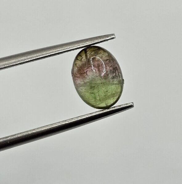 7.92x6.09x3.00mm Brazilian tourmaline cabochon