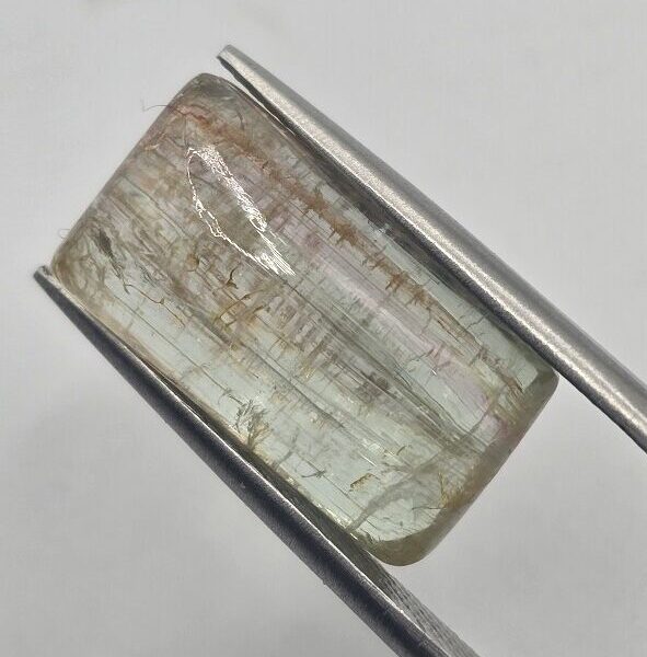 16.33x9.01x7.14mm Brazilian tourmaline cabochon