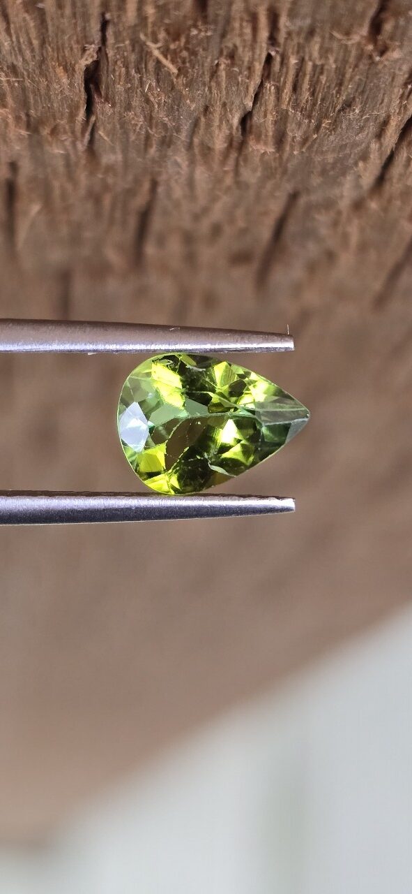 8.14x5.95x3.79mm pear Brazilian tourmaline facet