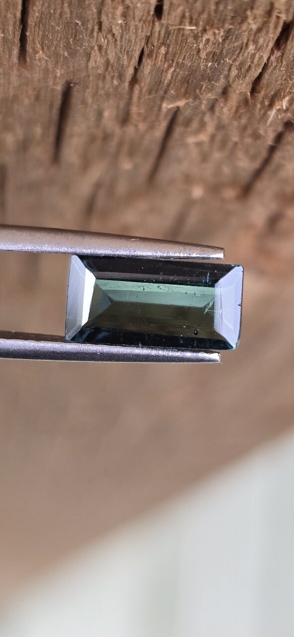 9.97x4.94x2.40mm baguette Brazilian tourmaline facet