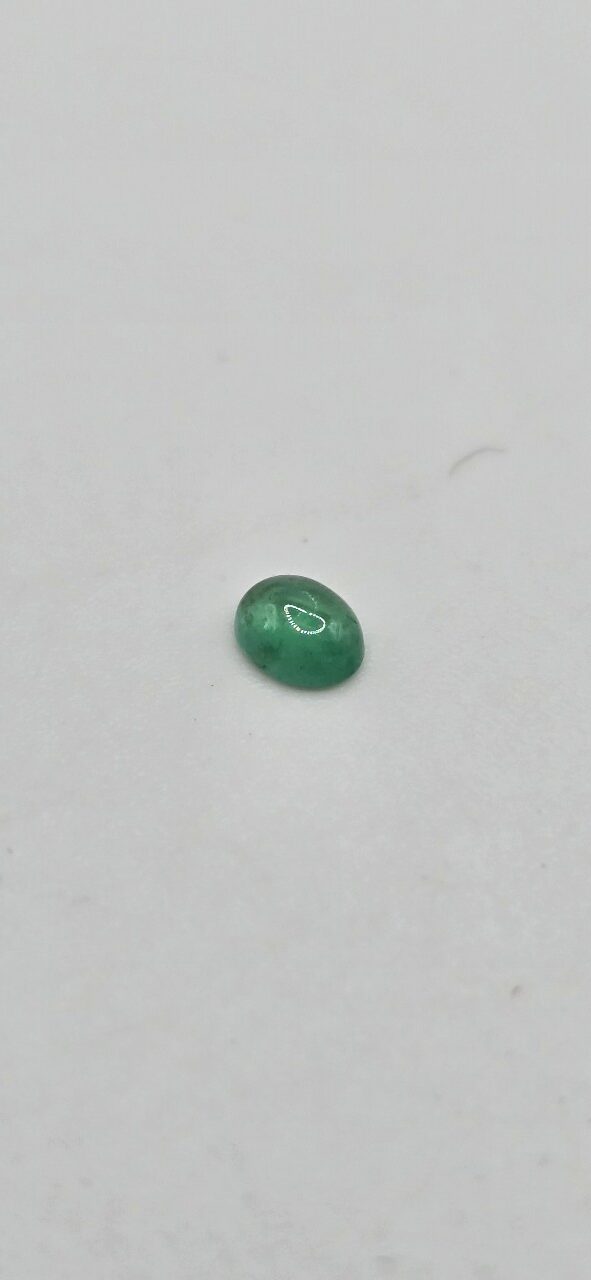 4.99x3.94x2.04mm oval-cut hq Zambian emerald cabochon