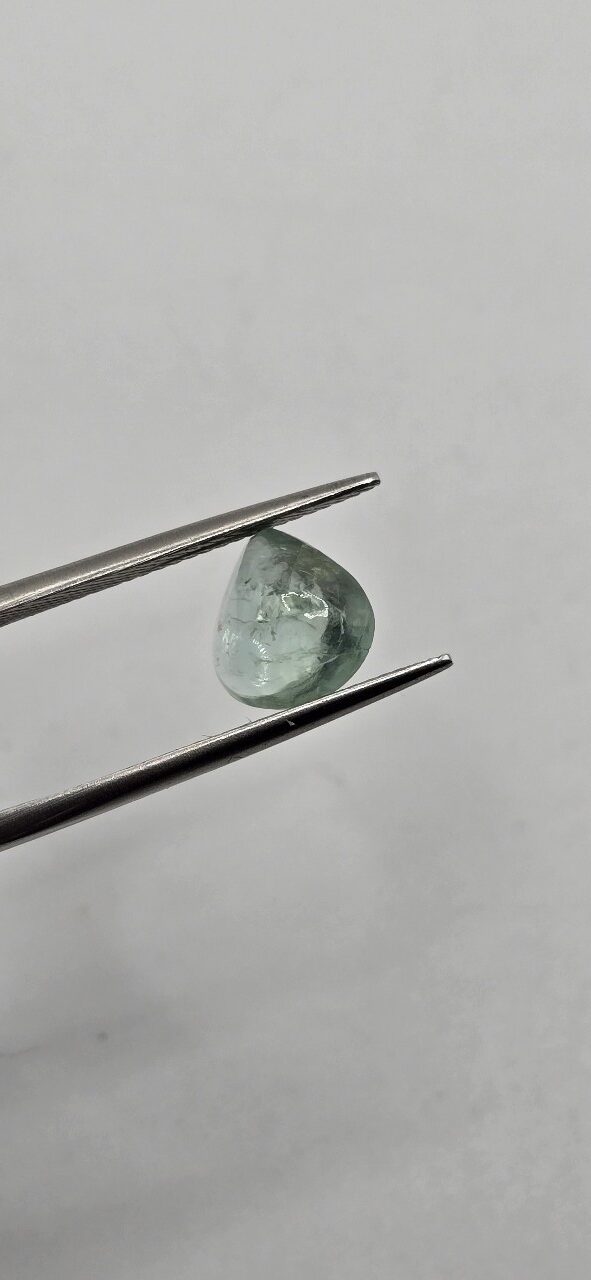 9.04x8.94x4.06mm Brazilian tourmaline cabochon