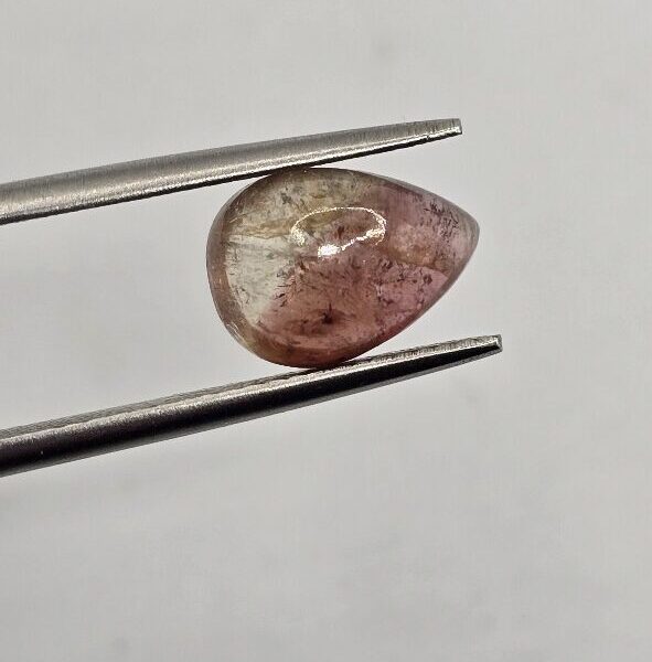 9.88x7.09x4.35mm Brazilian tourmaline cabochon