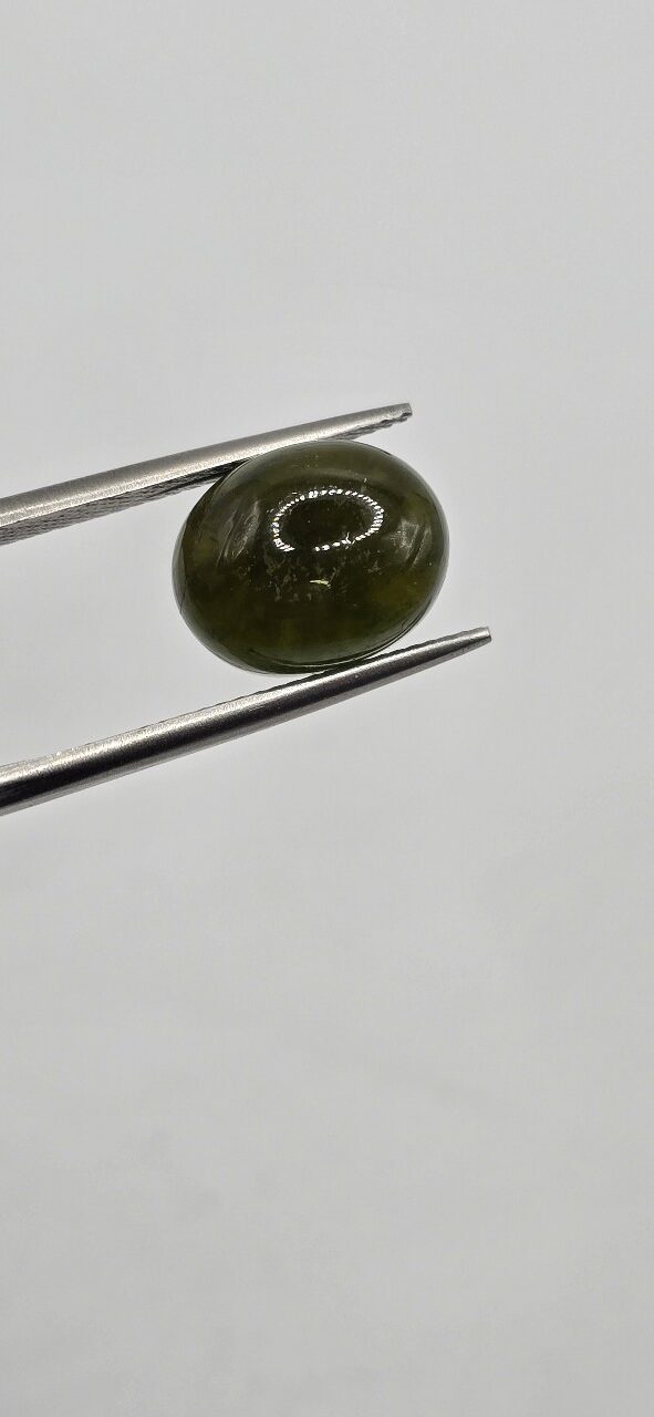 11.73x9.35x6.92mm Brazilian tourmaline cabochon