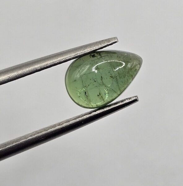 8.82x6.01x3.23mm Brazilian tourmaline cabochon