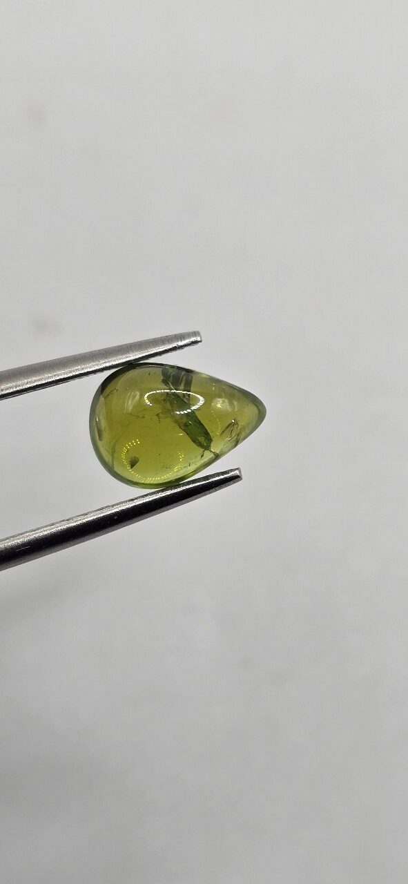 8.58x6.11x3.78mm Brazilian tourmaline cabochon