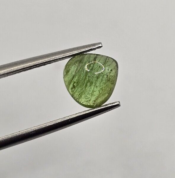 6.74x6.65x3.31mm Brazilian tourmaline cabochon