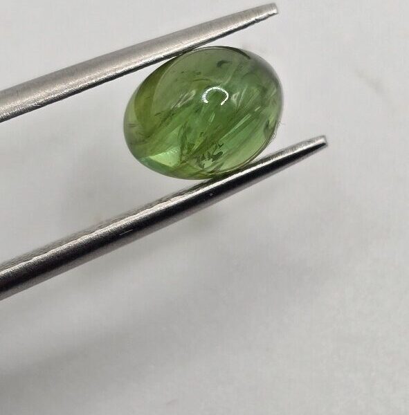 8.16x6.28x5.34mm Brazilian tourmaline cabochon