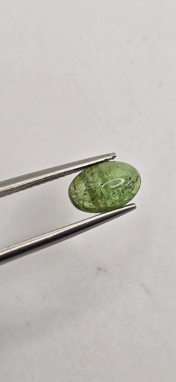 8.80x5.79x3.15mm Brazilian tourmaline cabochon