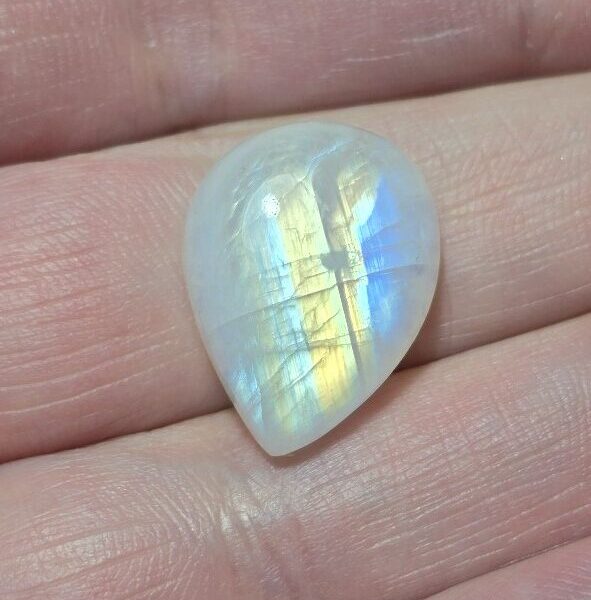 20.9x16.1mm moonstone cabochon