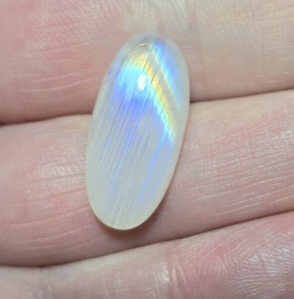 23.3x11.1mm moonstone cabochon