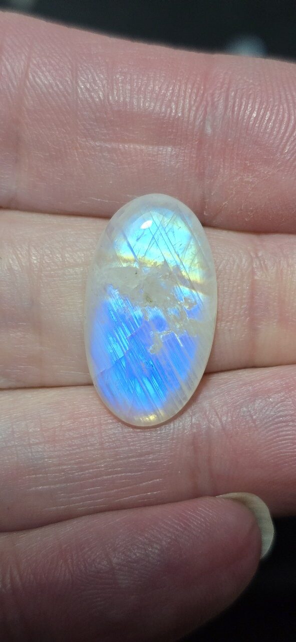 23.7x13.6mm moonstone cabochon