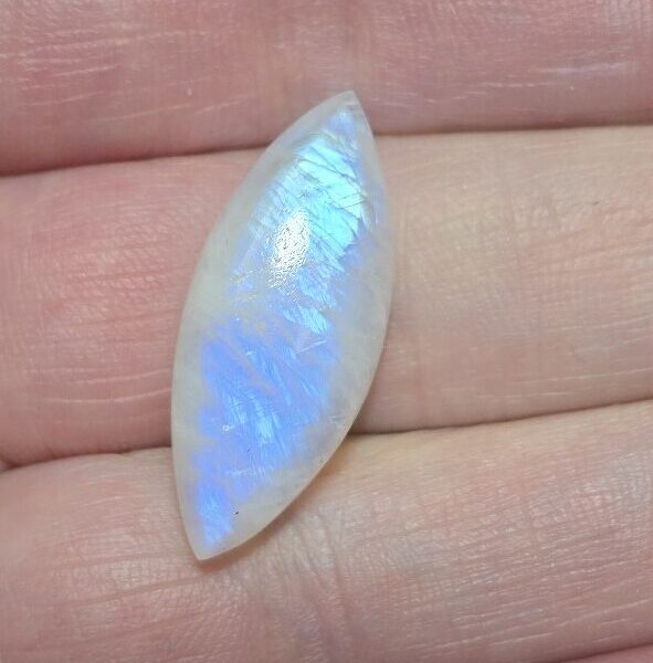 28.6x12.0mm moonstone cabochon