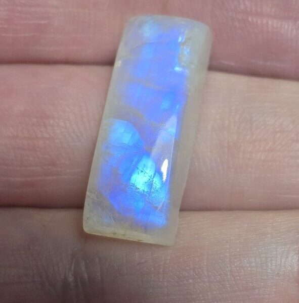 25.4x10.1mm moonstone cabochon