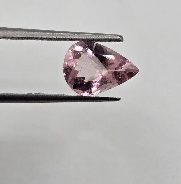 10.73x7.69x4.62mm pear Brazilian tourmaline facet