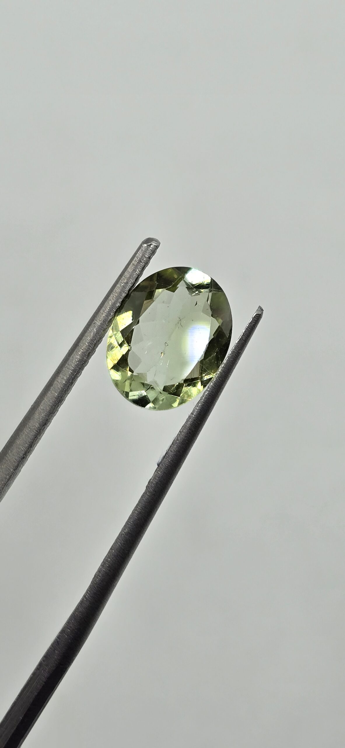 9.19x7.13x3.58mm oval Brazilian tourmaline facet