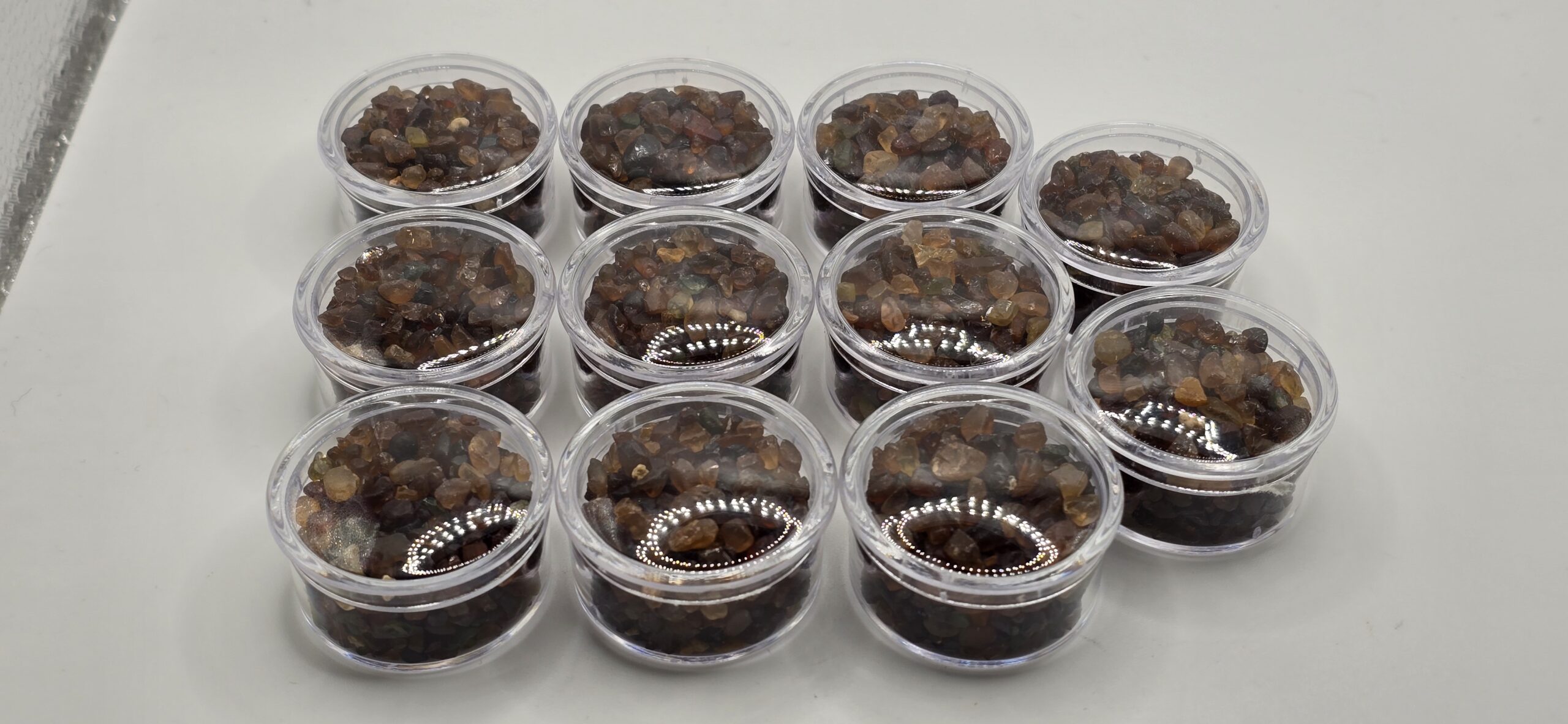20g parcel of Australian zircon micro-rough - Image 3