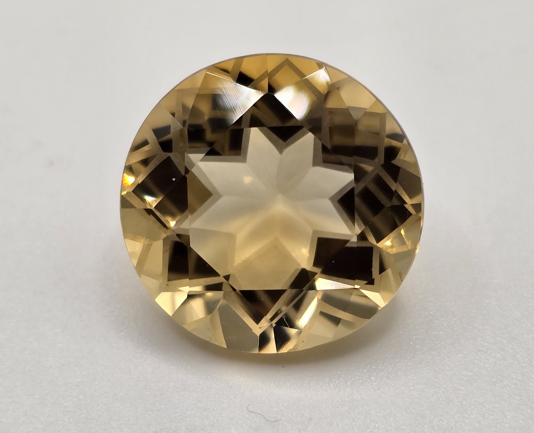 15.28x15.20x9.54mm fancy cut citrine facet