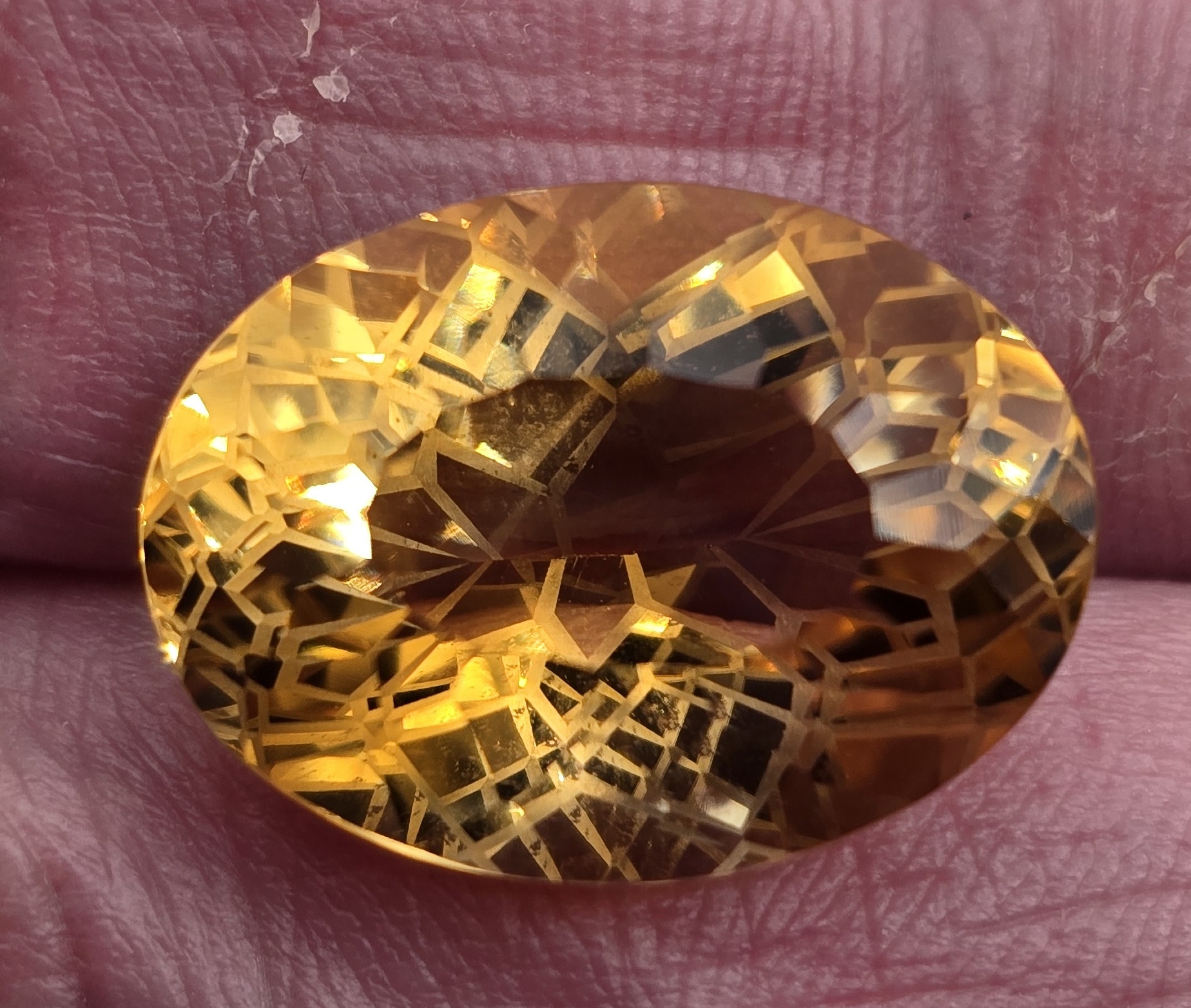 18.25x13.45x9.93mm fancy cut citrine facet