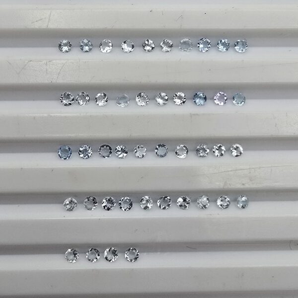 1.0ct parcel of 1.91 2.00mm melee round aquamarine facets