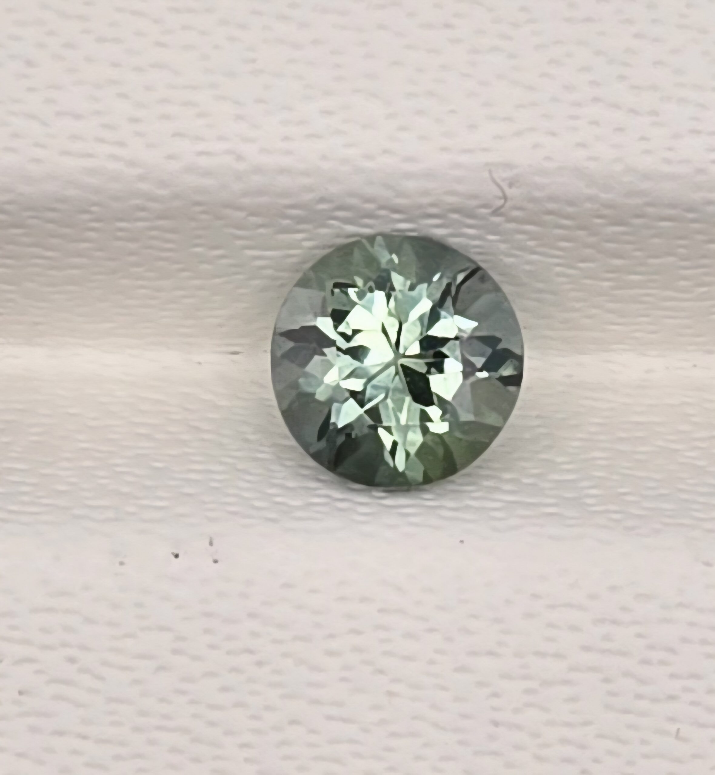 4.85x4.81x3.29mm round australian sapphire facet (copy)