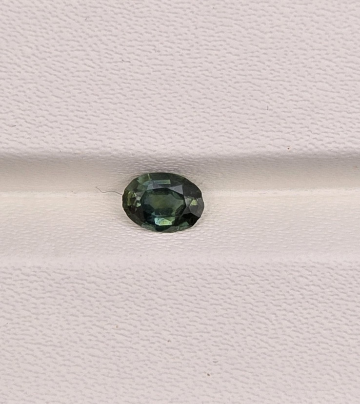 5.25x3.94x2.11mm oval australian sapphire facet