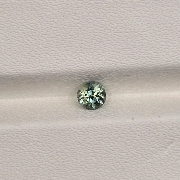 3.97x3.92x2.76mm round australian sapphire facet