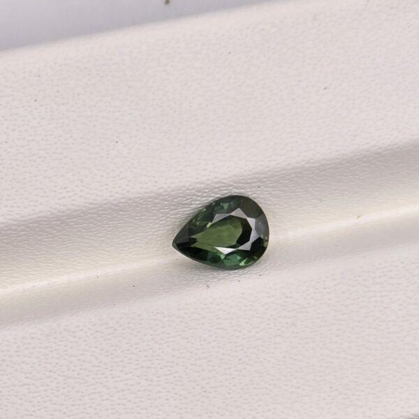 5.32x3.58x2.40mm pear australian sapphire facet (copy)
