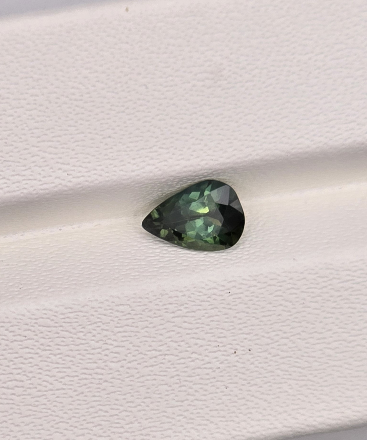 5.55x3.80x2.50mm pear australian sapphire facet (copy)