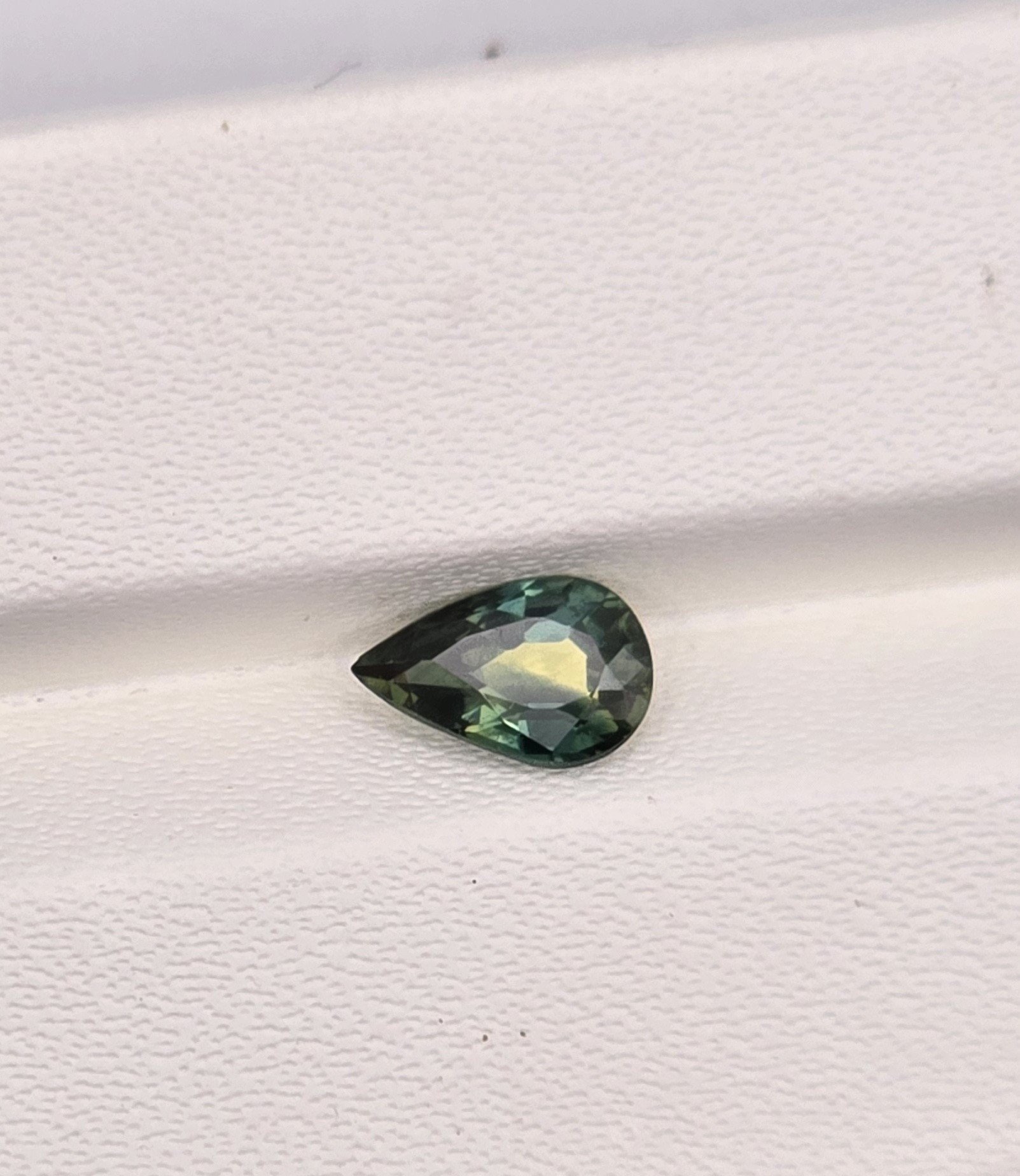 6.58x4.58x3.44mm pear australian sapphire facet (copy)