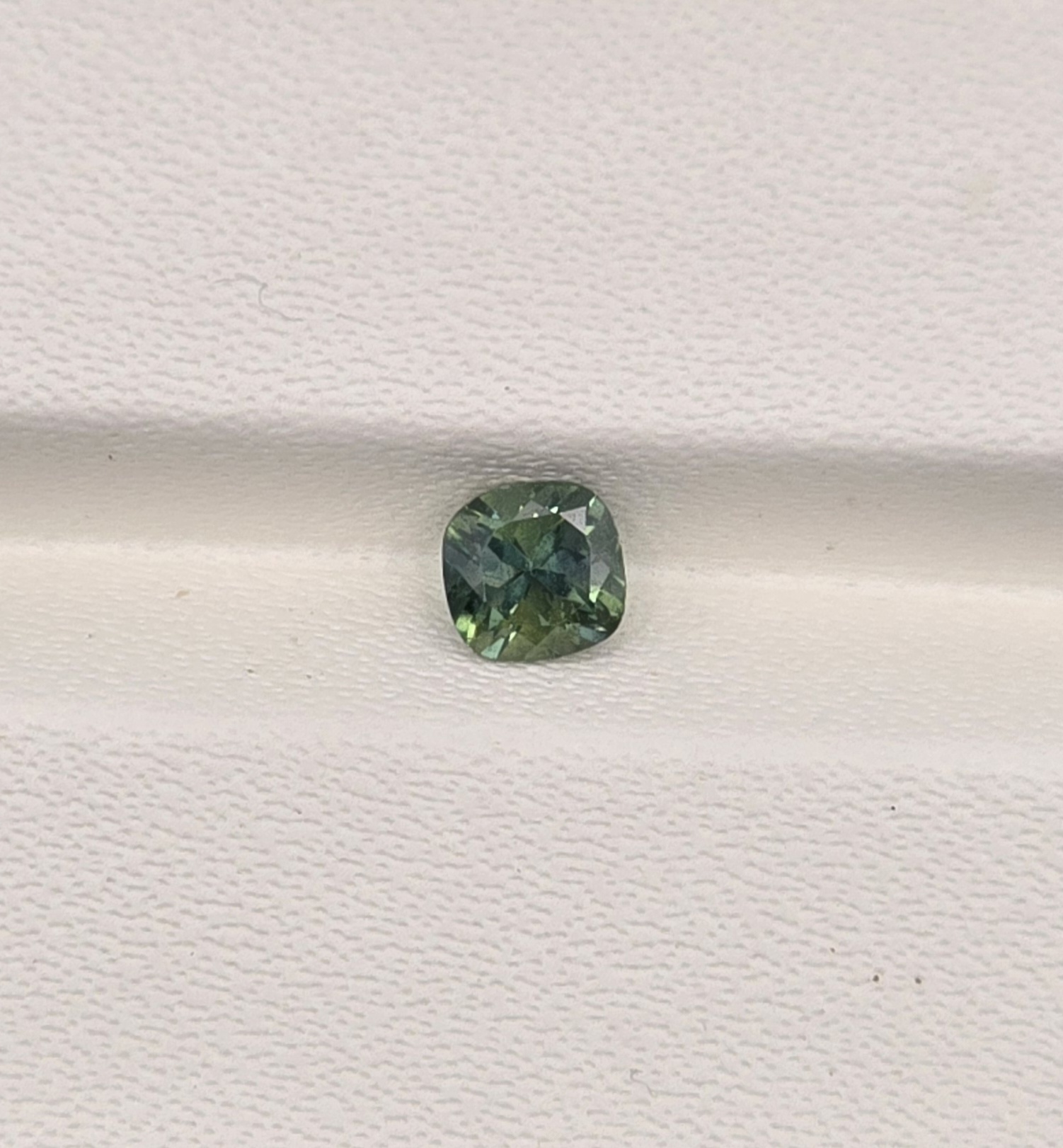 4.10x4.02x3.38mm cushion australian sapphire facet