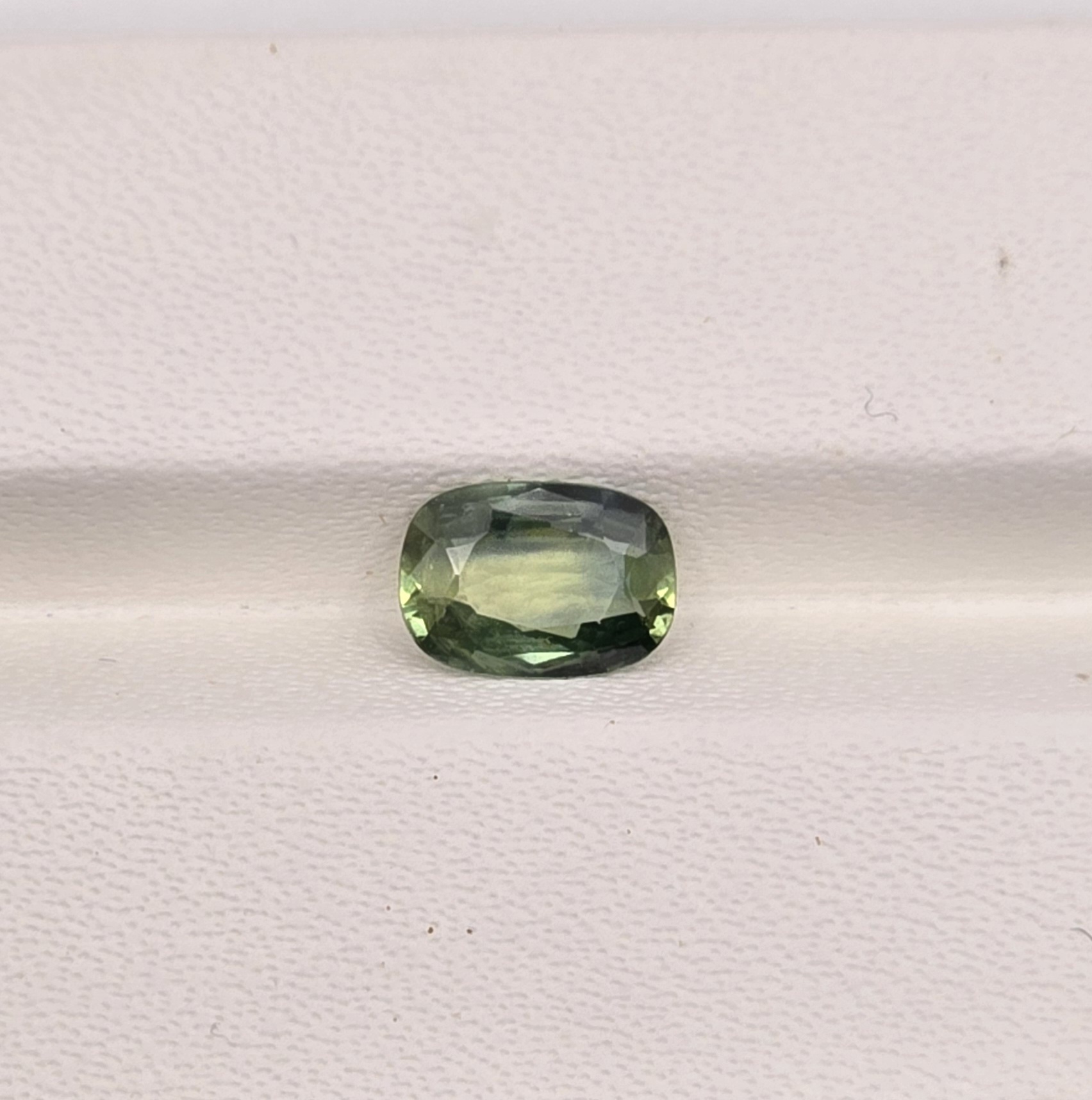 6.96x4.92x2.23mm cushion australian sapphire facet