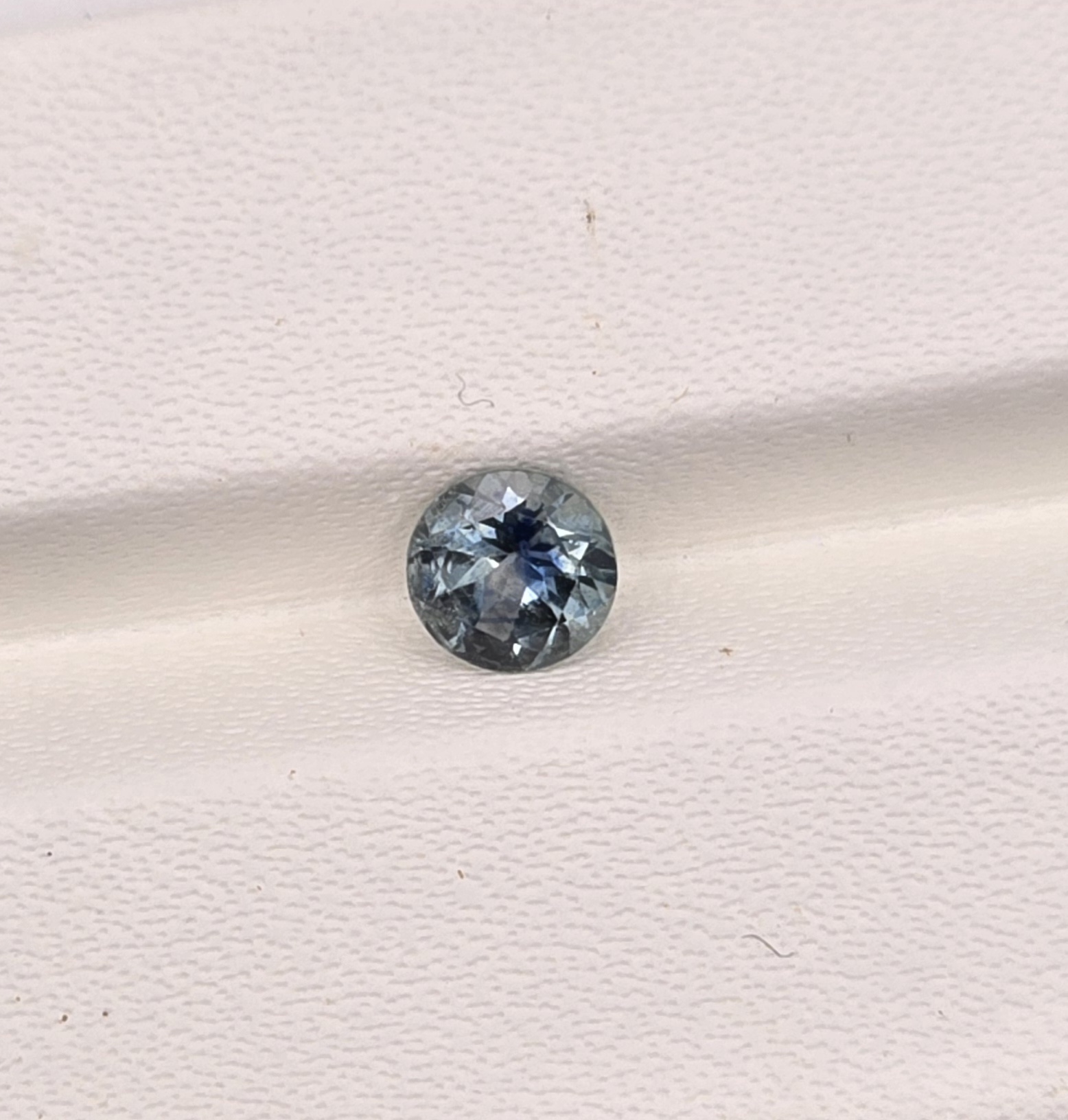 5.02x4.98x3.06mm round australian sapphire facet (copy)