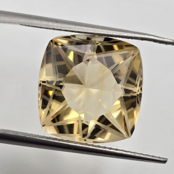 13.89x13.60x9.35mm fancy cut citrine facet