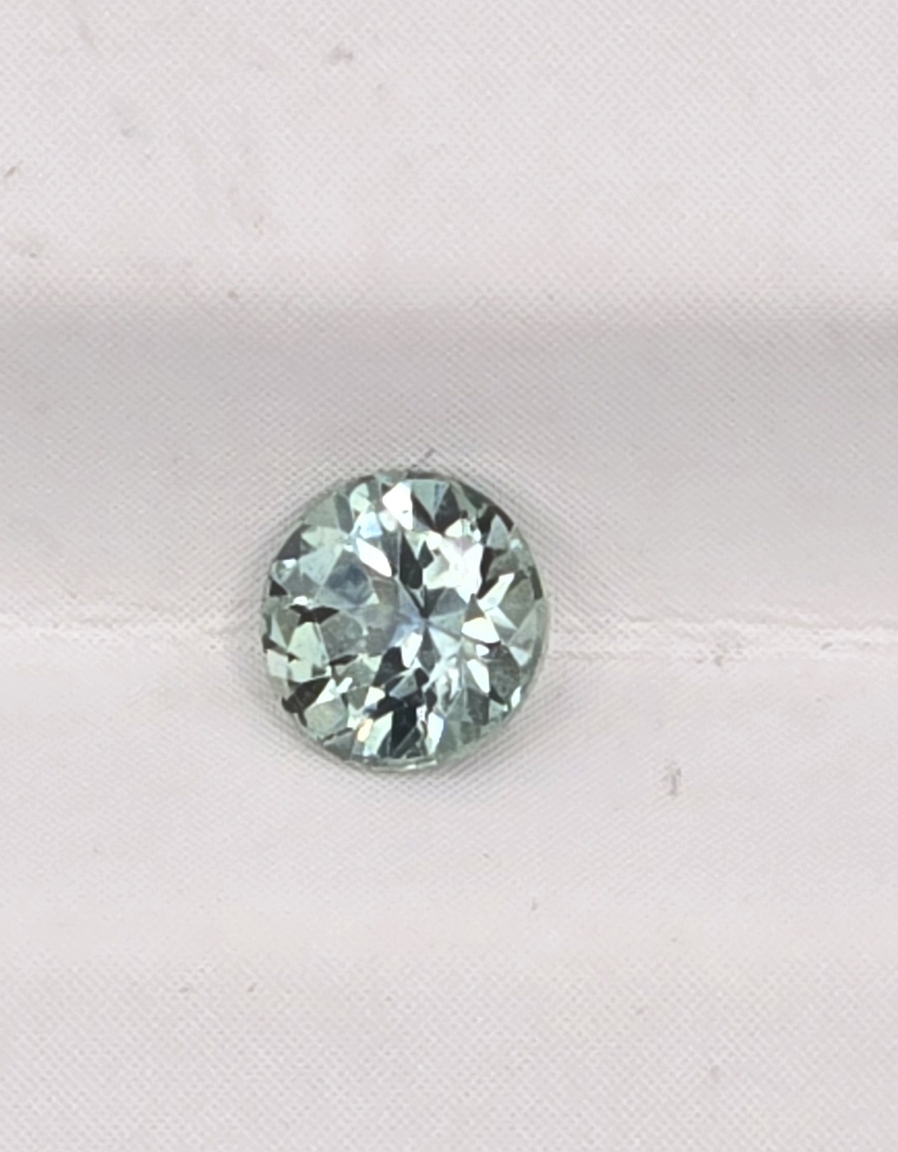 4.51x4.49x2.98mm round australian sapphire facet (copy)