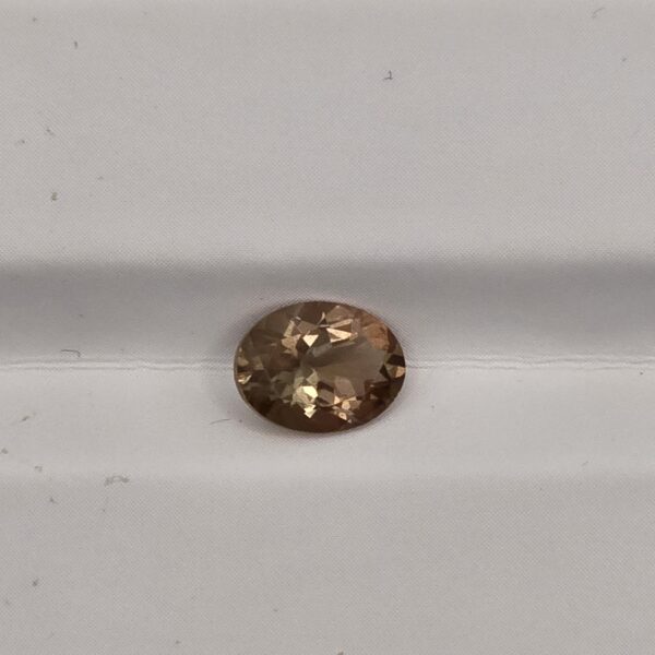 8x6mm oval sunstone facet