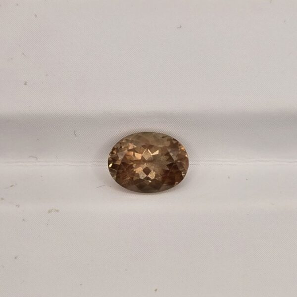 8x6mm oval sunstone facet