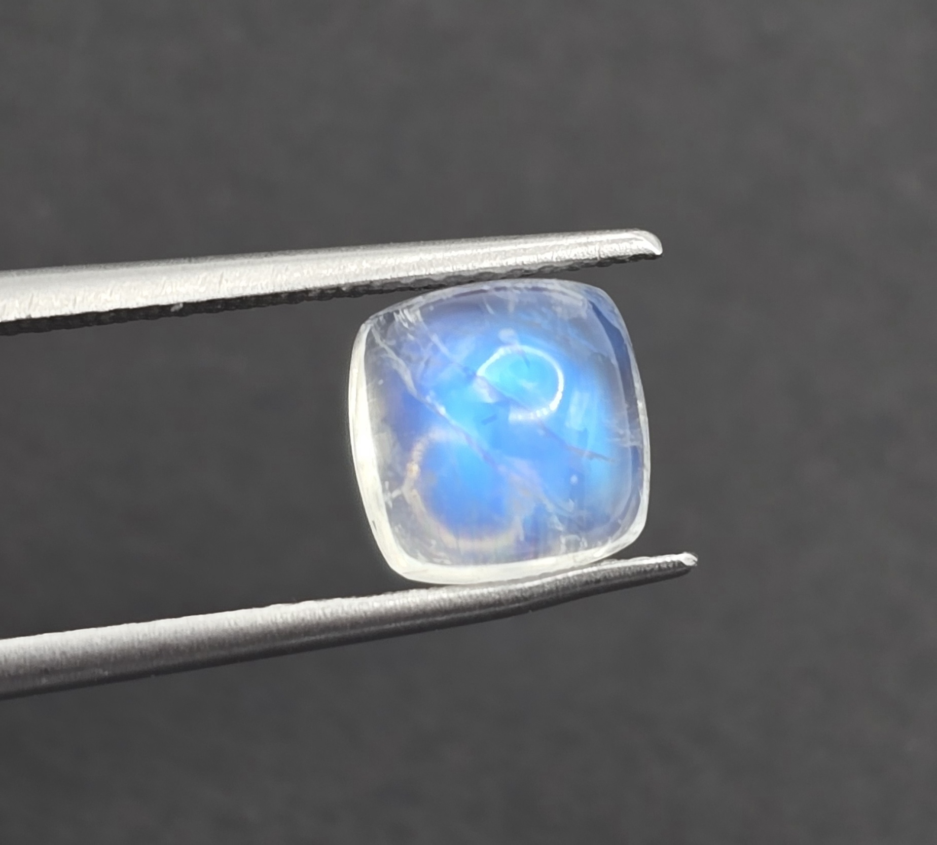 7.7x7.6x4.7mm cushion gem-grade rainbow moonstone cabochon