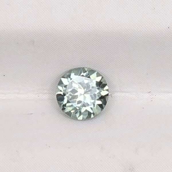 4.11x4.08x2.62mm round australian sapphire facet