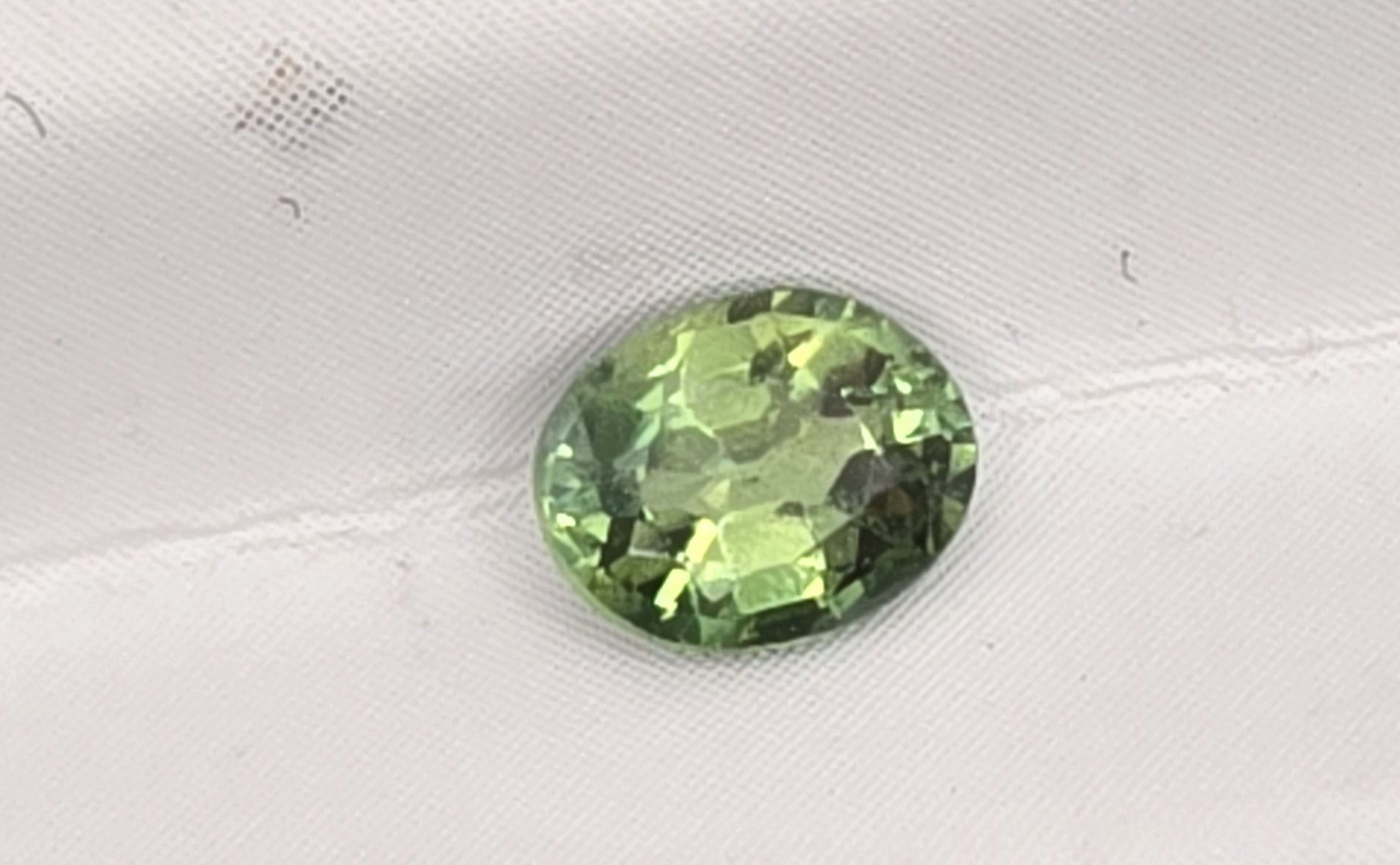 4.91x3.88x2.49mm oval australian sapphire facet (copy)