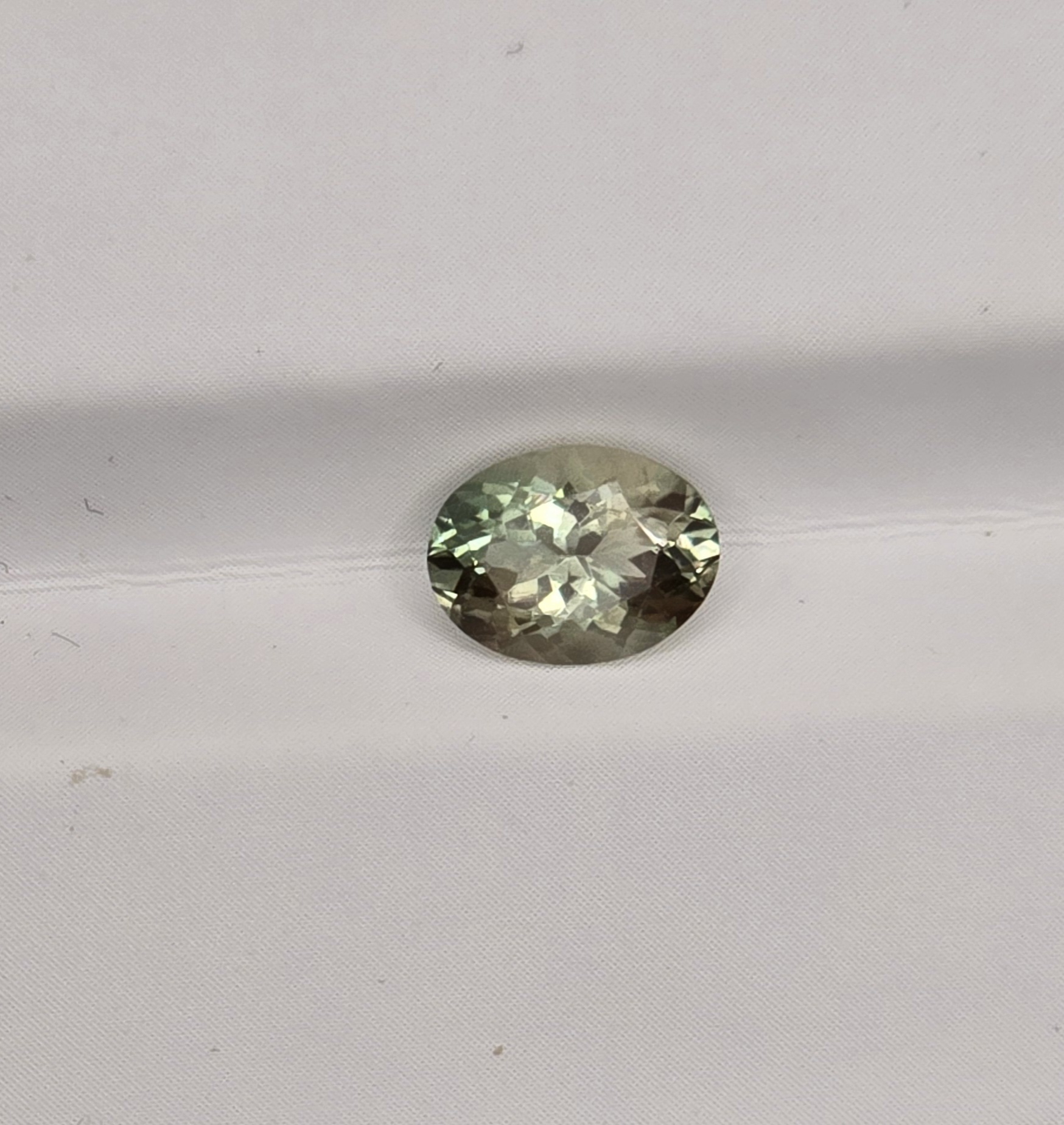 8x6mm oval sunstone facet