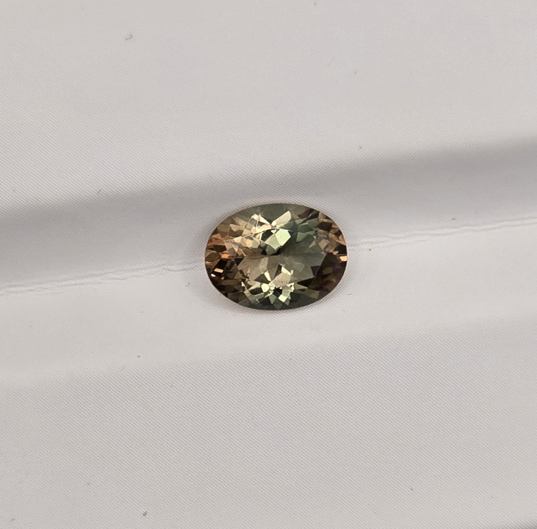 8x6mm oval sunstone facet