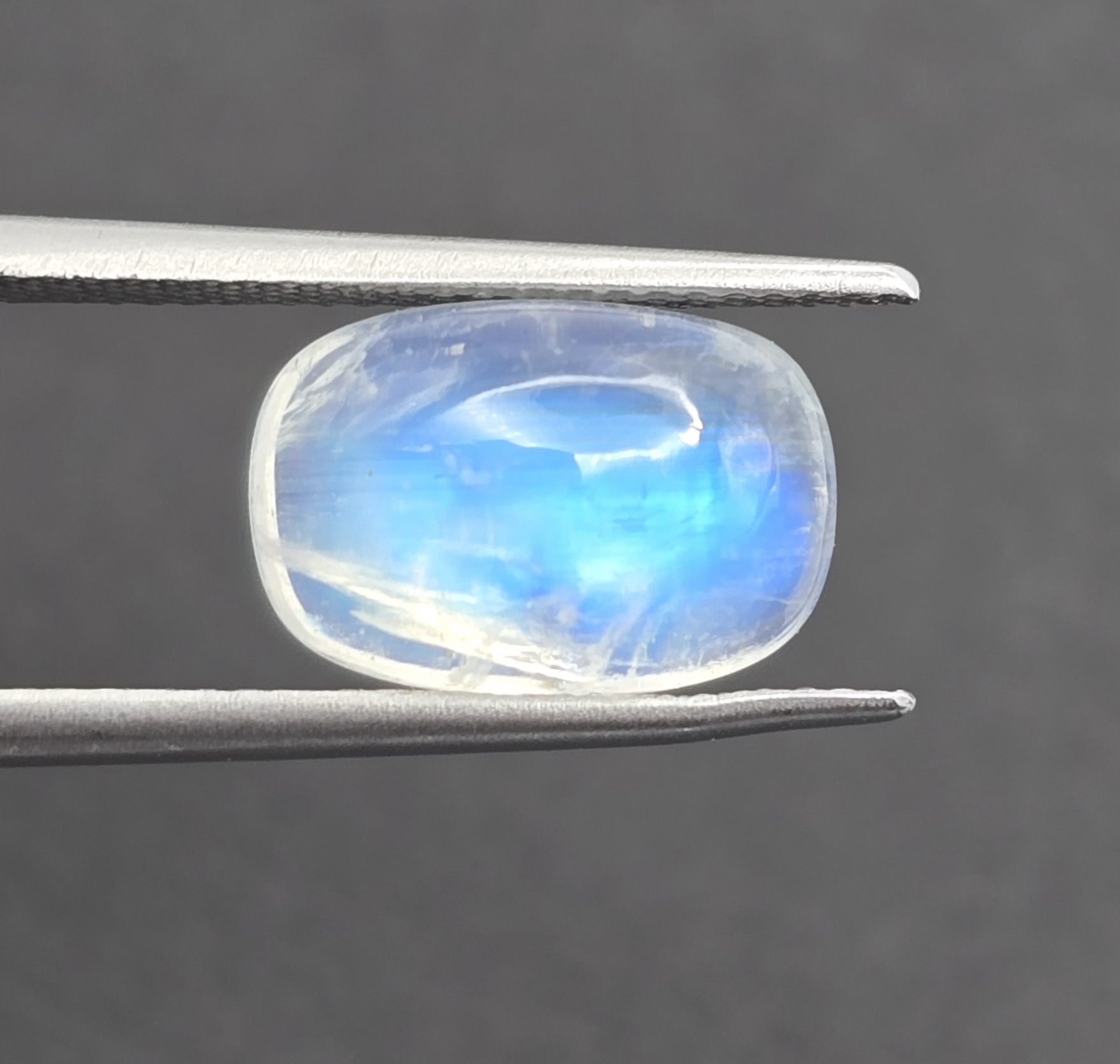 12.1x8.2x4.8mm cushion gem-grade rainbow moonstone cabochon