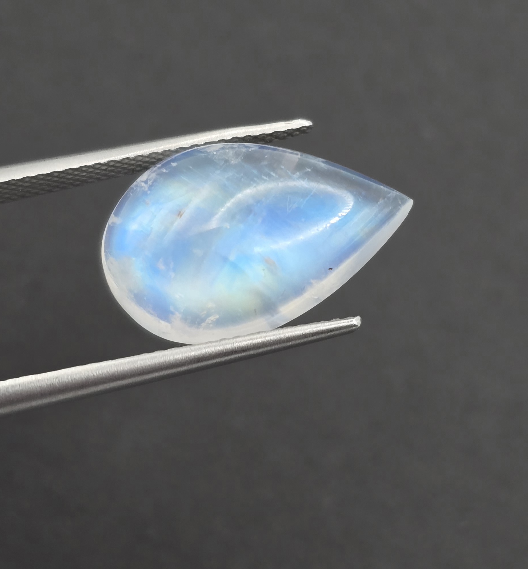 17.9x11.3x5.6mm pear gem-grade rainbow moonstone cabochon