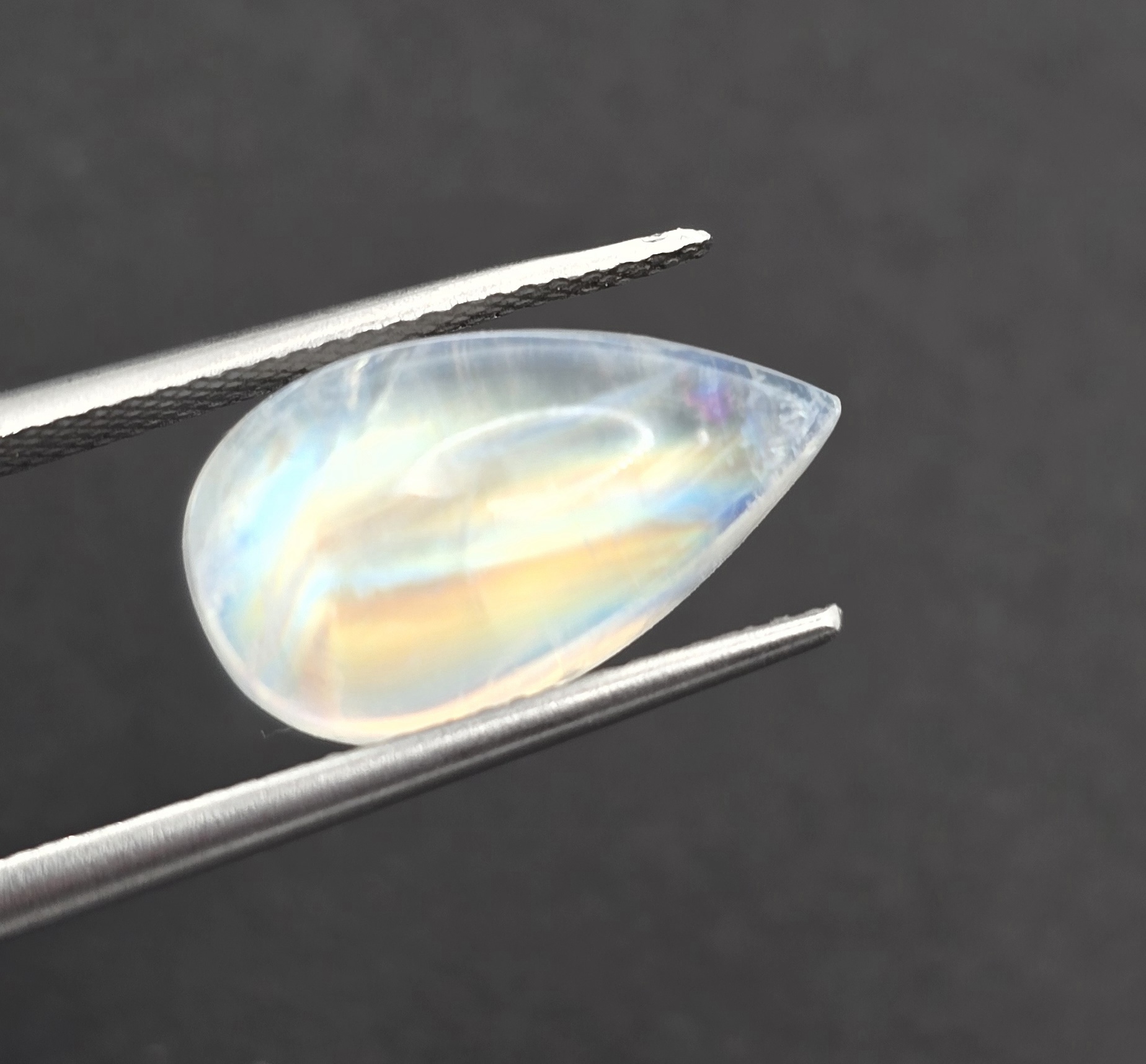 15.9x9.2x6.8mm pear gem-grade rainbow moonstone cabochon