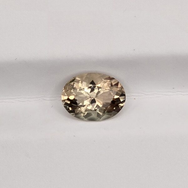 8x6mm oval sunstone facet