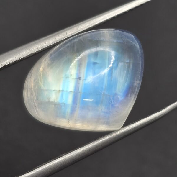 15.0x12.0x7.4mm pear gem-grade rainbow moonstone cabochon