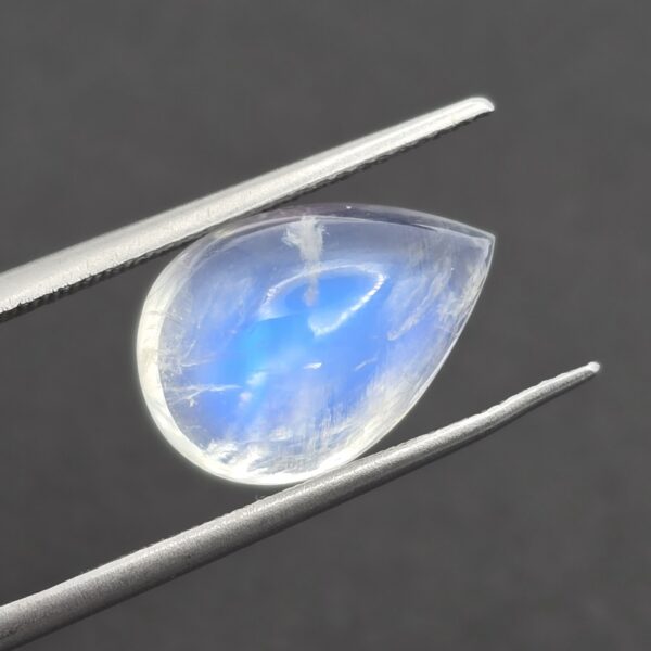 14.0x10.0x6.5mm pear gem-grade rainbow moonstone cabochon