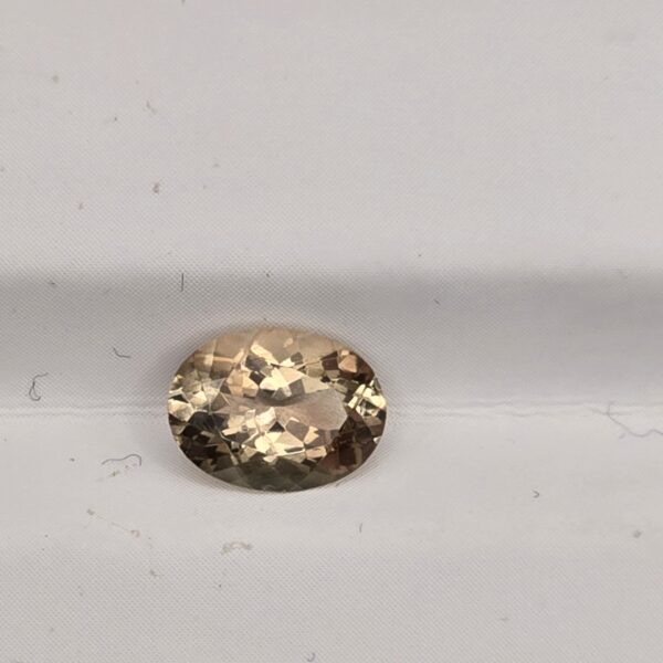 8x6mm oval sunstone facet